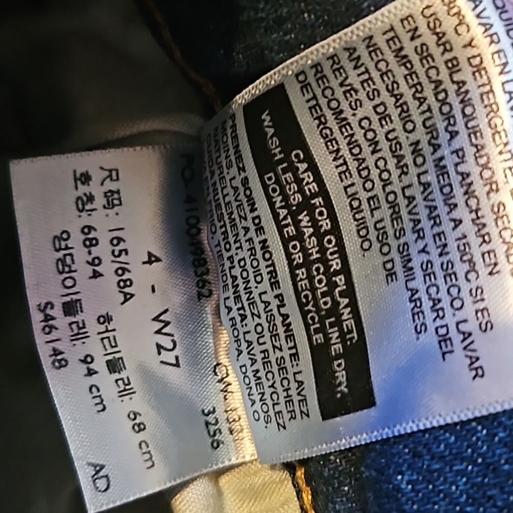 LEVI'S High Rise Jeans - Picture 5 of 5